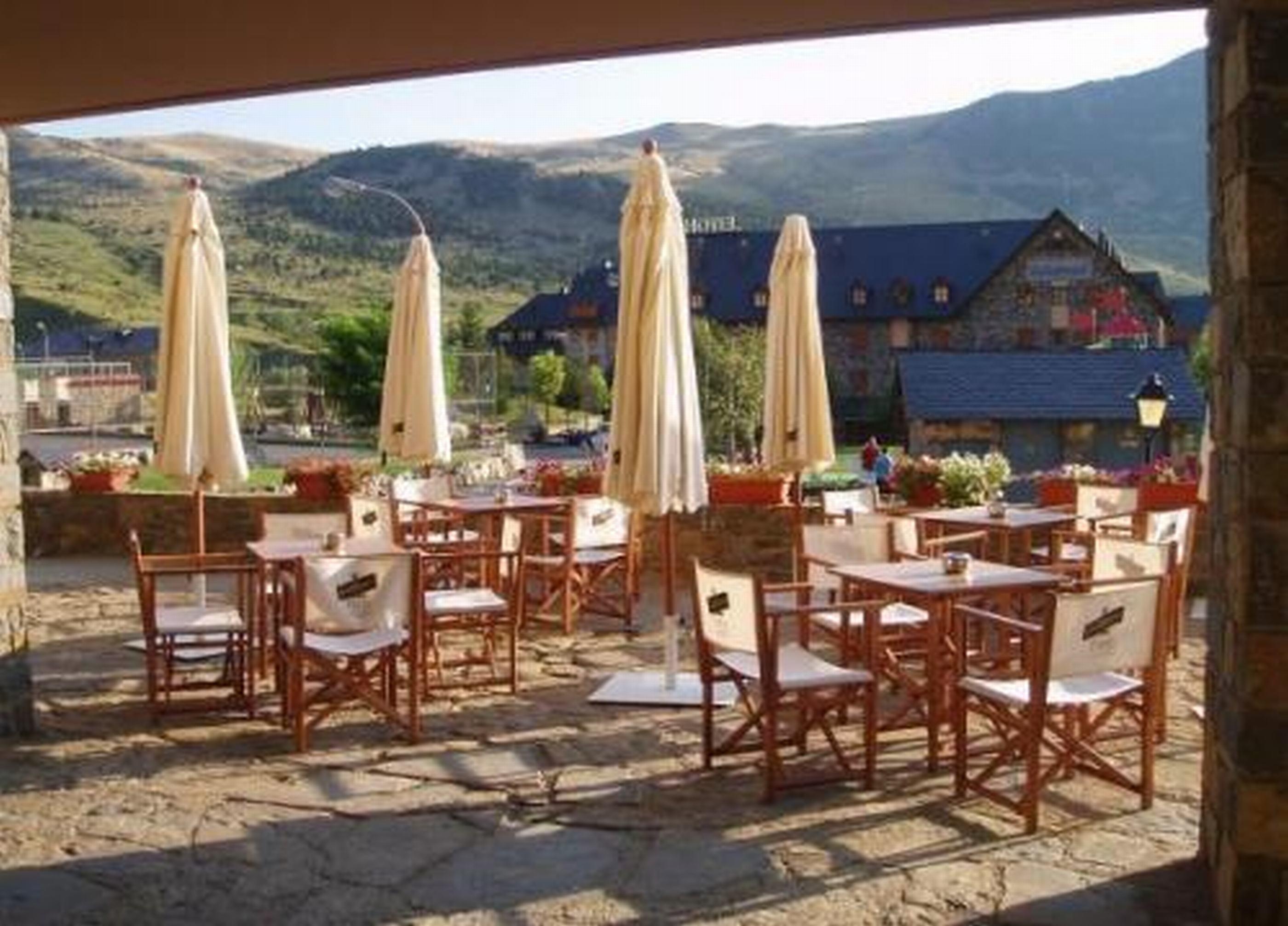 Hotel Romanic Taull Luaran gambar