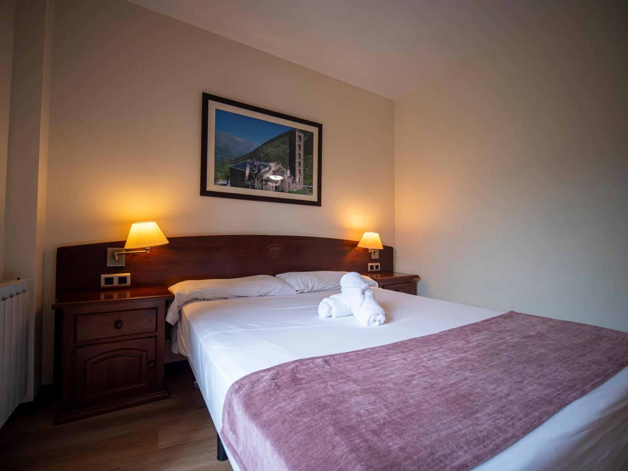 Hotel Romanic Taull Luaran gambar