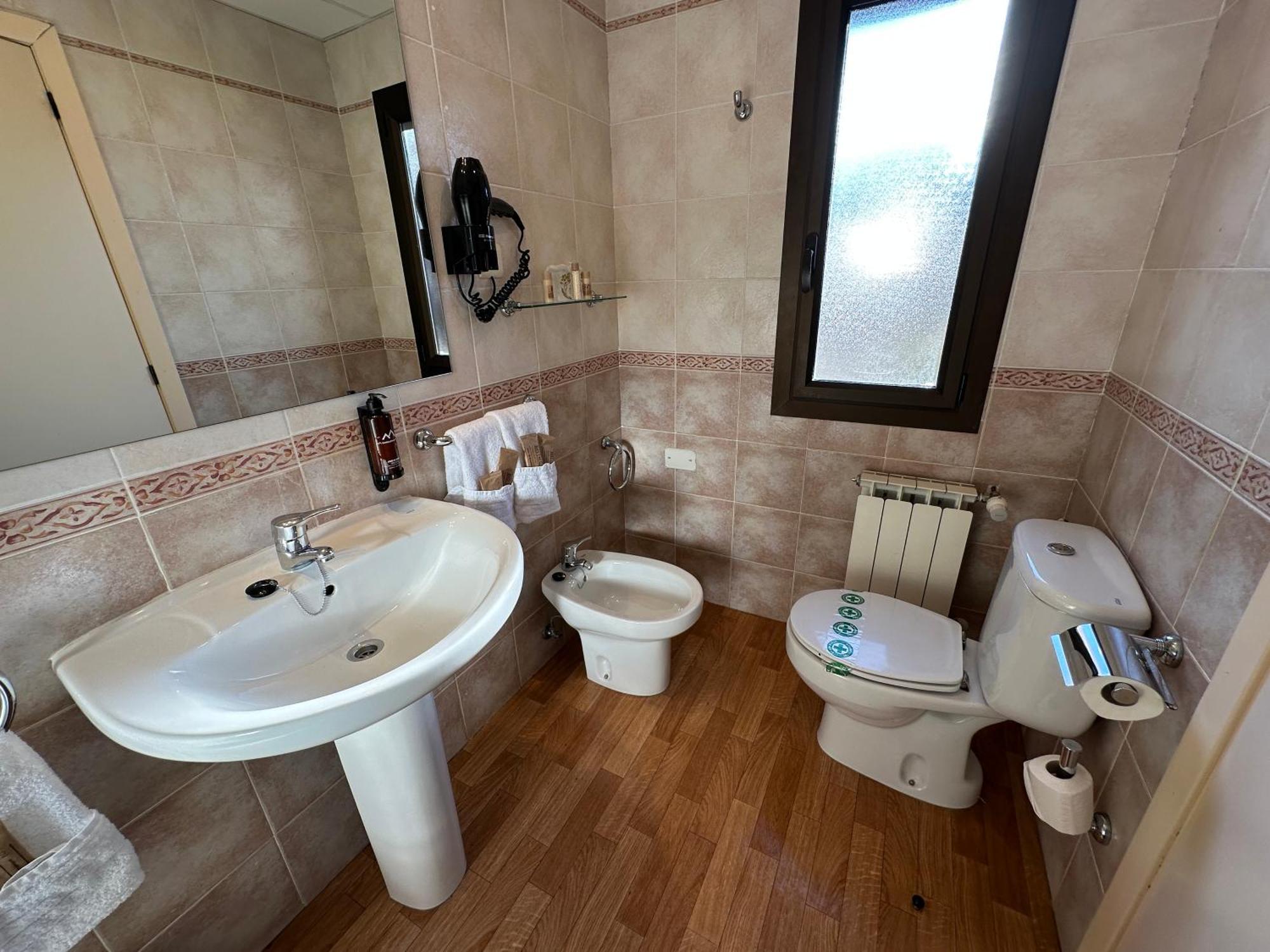 Hotel Romanic Taull Luaran gambar